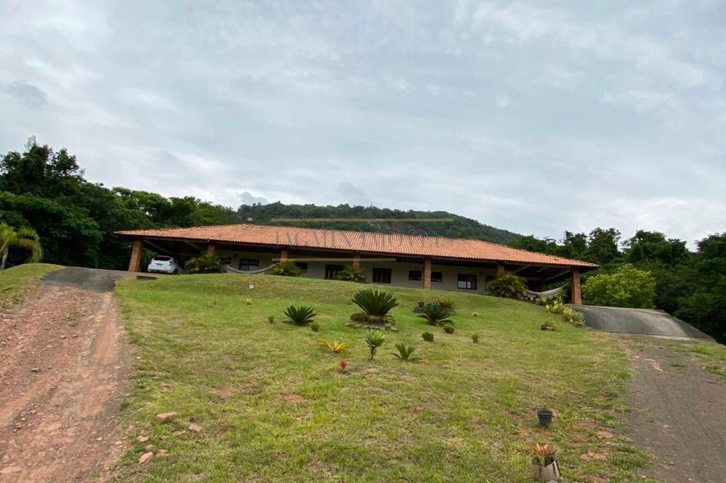 Casa Térrea em Condomínio Fechado